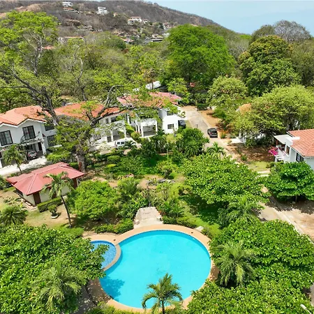 Cozy Home Near The Beach In Playa Hermosa