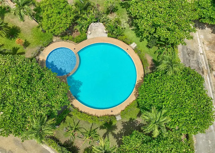 Villa Cozy Near The In *